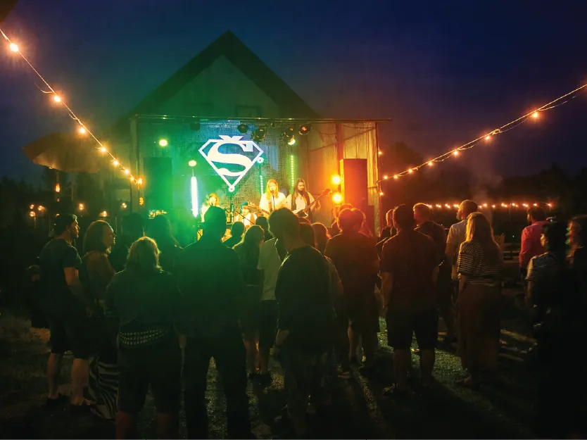 Uzņēmuma vasaras festivāla sajūta